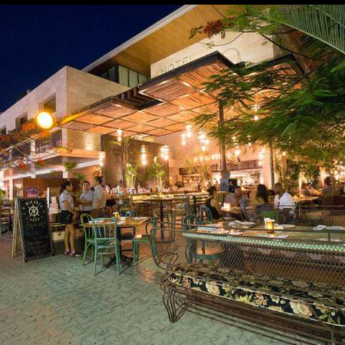 the cross street restaurants — calle 12 to 28